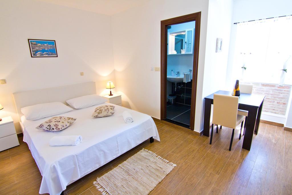 Luxury Old Town Suites Split Phòng bức ảnh